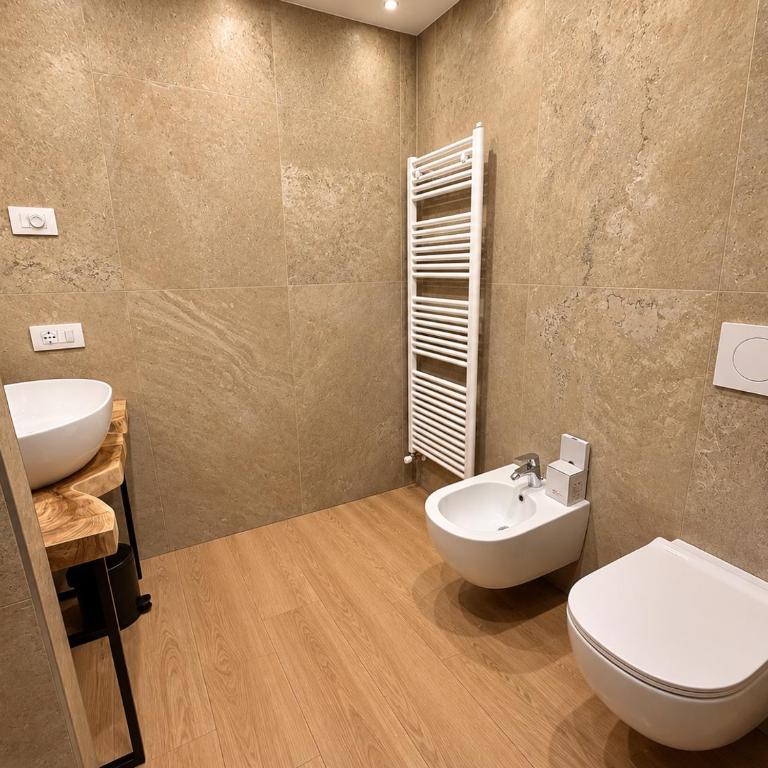 C Palace - Appartamento Superior con 1 Camera da Letto e Balcone - 9