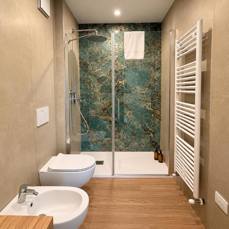 C Palace - Appartamento Superior con 1 Camera da Letto e Balcone - 10