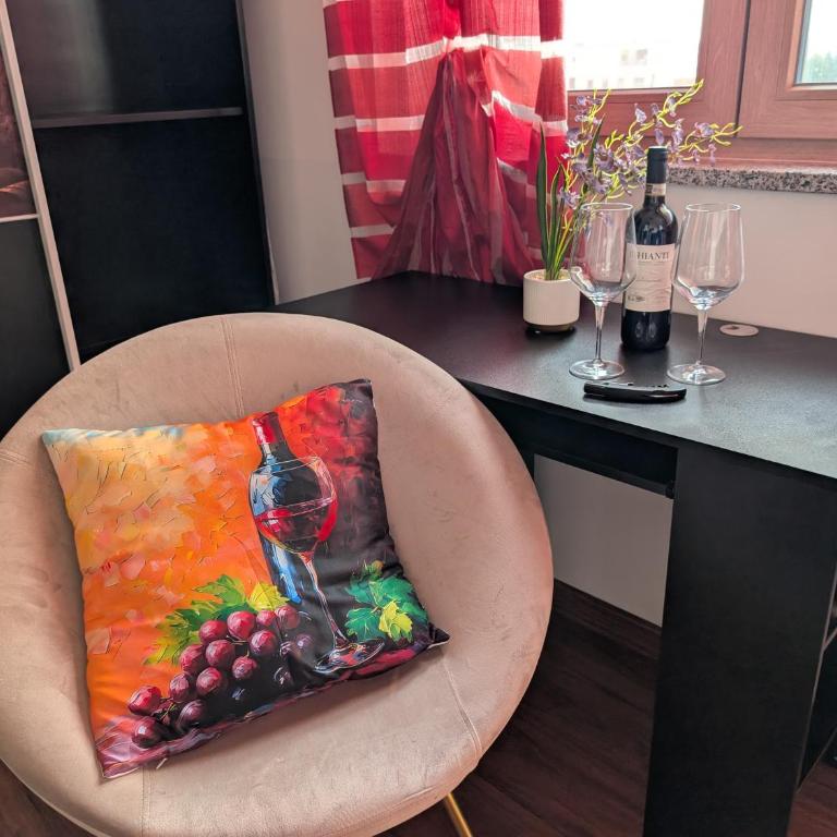 Sogno DiVino - Apartment in Como - Appartamento con 2 Camere da Letto e Balcone - 4