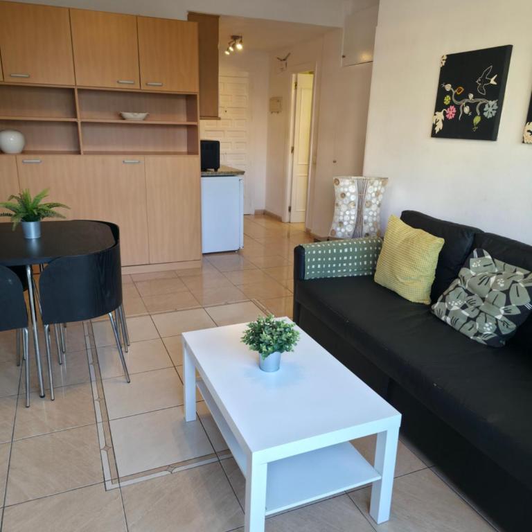 Benalbeach 609 with Garden and Sea View - Apartment mit 1 Schlafzimmer - 9