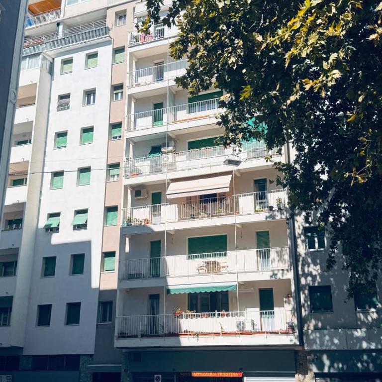 Vicino al Centro - Appartamento con 2 Camere da Letto - 33