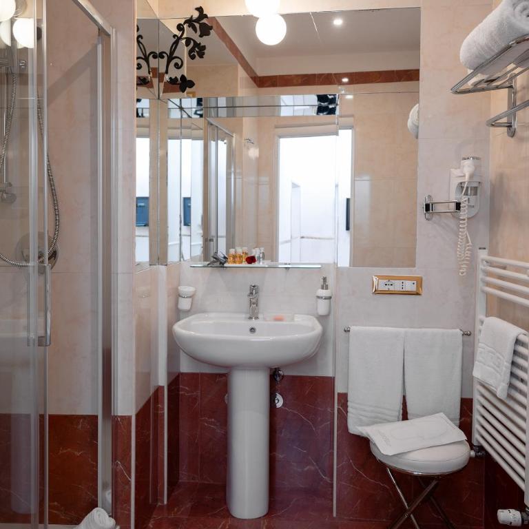Residenza Gens Julia - Habitación Doble Superior con vistas a la ciudad - 20