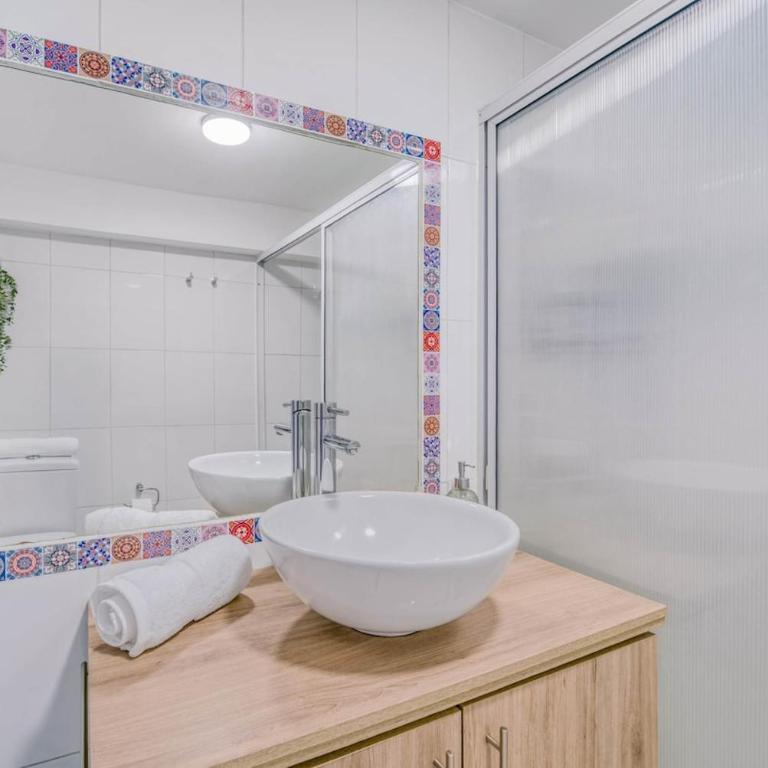 Bohemian Providencia with Balcony - Apartamento de 2 dormitorios - 11