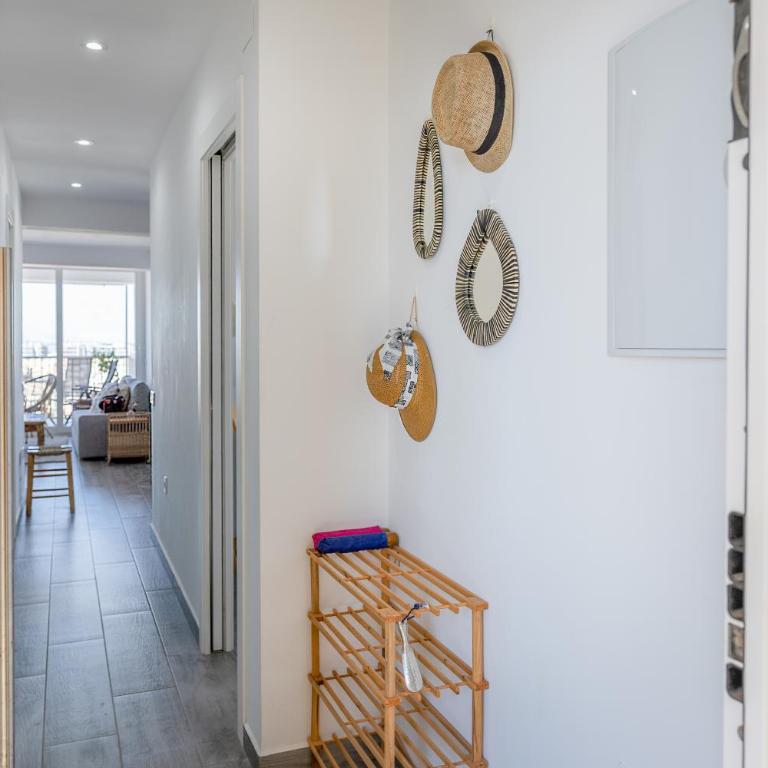 Salimar Apartment - Sea & Salt Lake Views - 250m to the Beach - Apartment mit 2 Schlafzimmern - 12