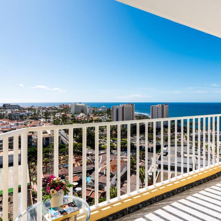 Sky View Apartment Las Americas - Apartment - 22