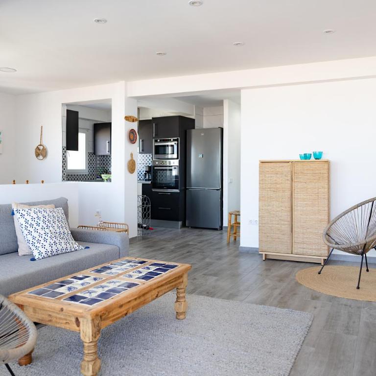 Salimar Apartment - Sea & Salt Lake Views - 250m to the Beach - Apartment mit 2 Schlafzimmern - 51