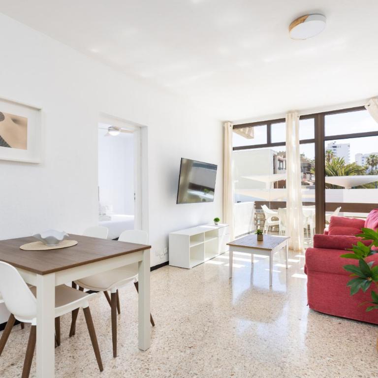 Las Americas lovely pool view - Apartment with Terrace - 5