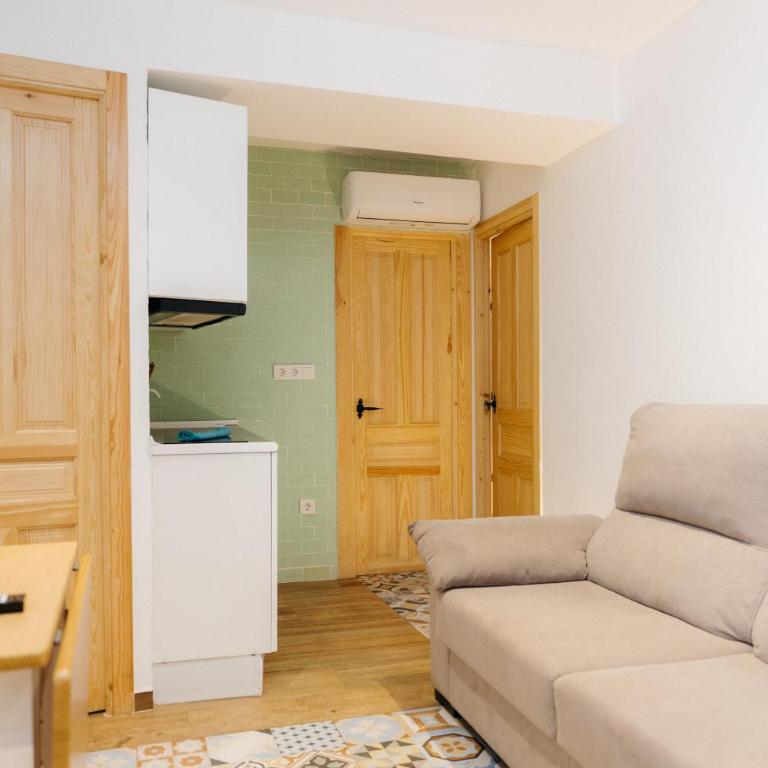 Pinot Noir Harbor's Light - Three-Bedroom Apartment - 2
