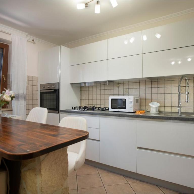 Liberty House airport 5 minutes - Two-Bedroom Apartment - 14