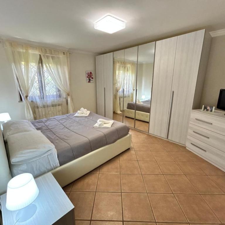 Liberty House airport 5 minutes - Two-Bedroom Apartment - 20