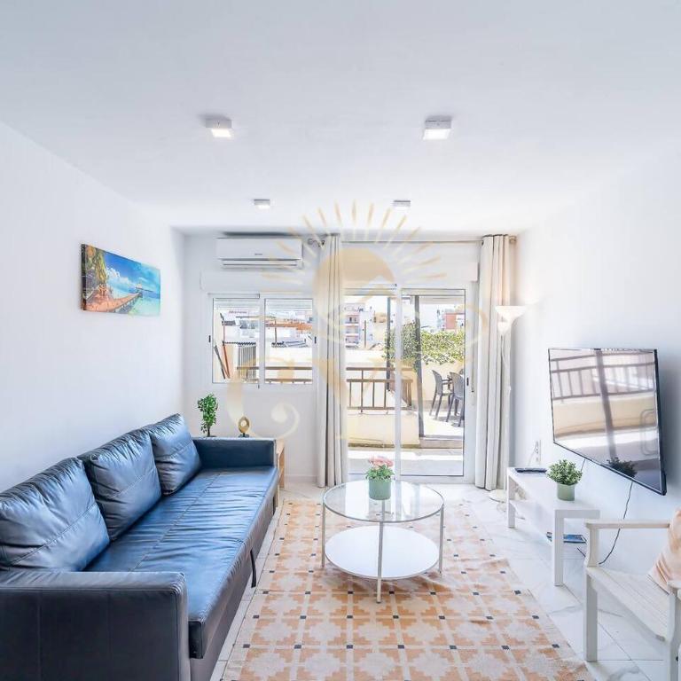 CYV - Sunny Stay in Central Fuengirola - Apartment with Terrace - 1