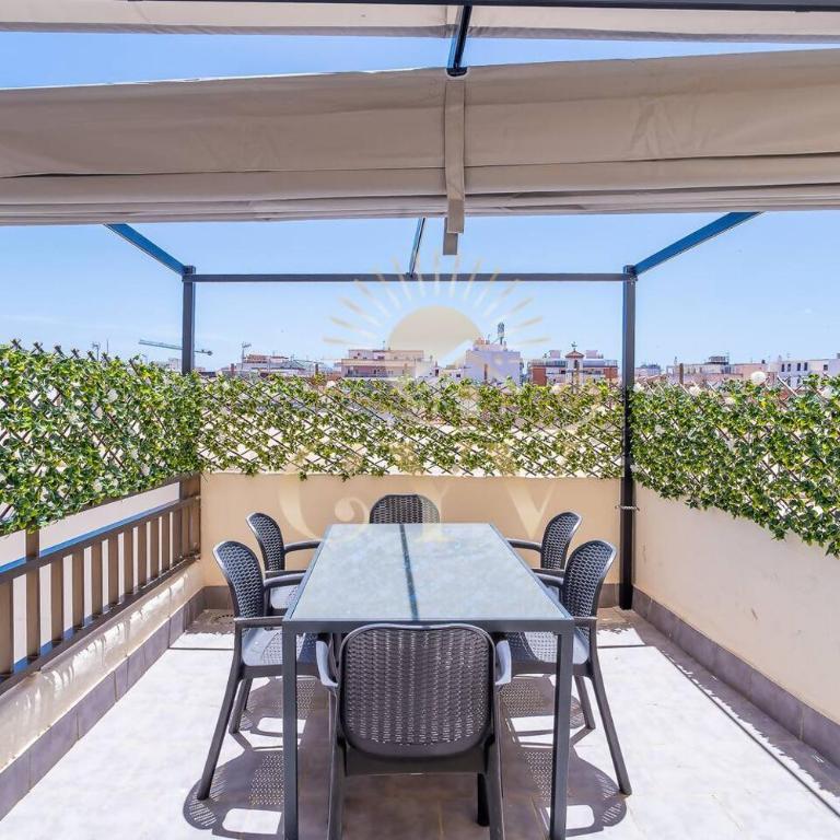 CYV - Sunny Stay in Central Fuengirola - Apartment with Terrace - 2
