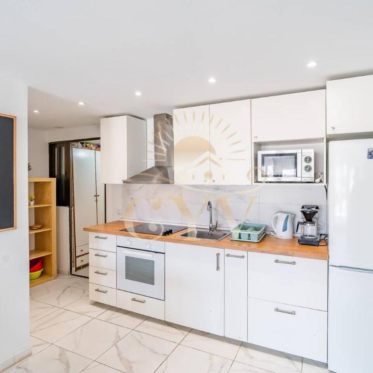 CYV - Sunny Stay in Central Fuengirola - Apartment with Terrace - 15