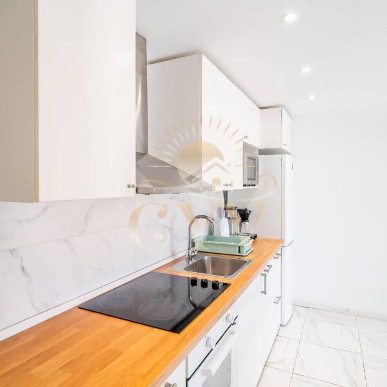 CYV - Sunny Stay in Central Fuengirola - Apartment with Terrace - 16