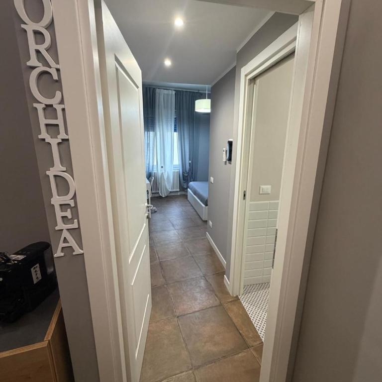 Rosis Guest House - Camera Matrimoniale con Bagno Privato - 4