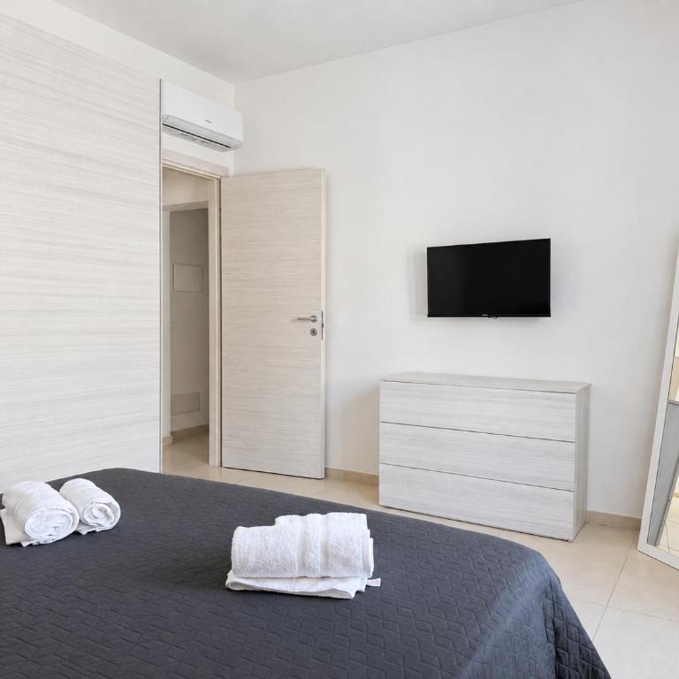 Oliver's House - Two-Bedroom Apartment - 11