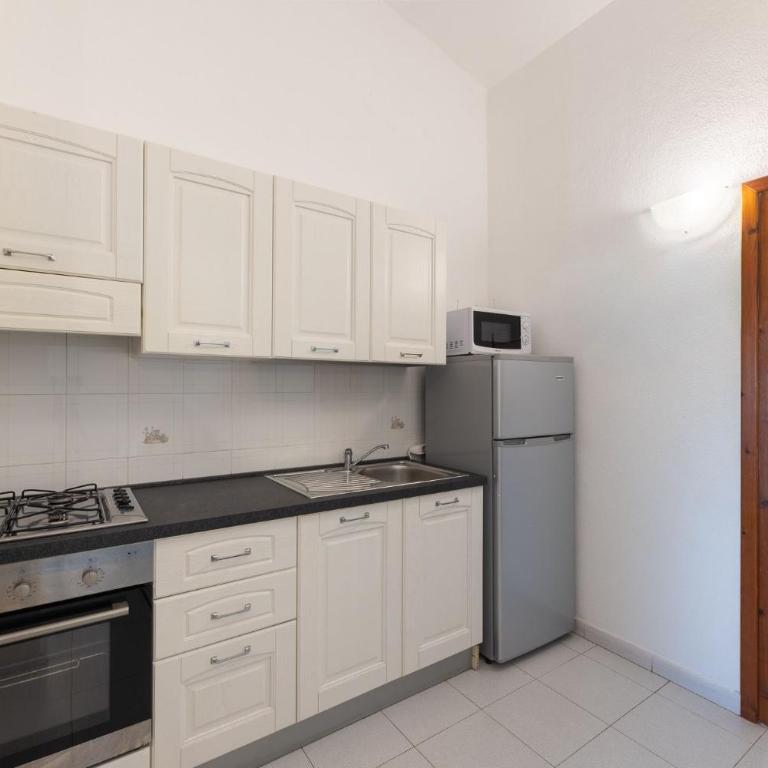 Outstanding Residenze Gallura 2 Bedroom sleeps with Child - Appartamento - 12