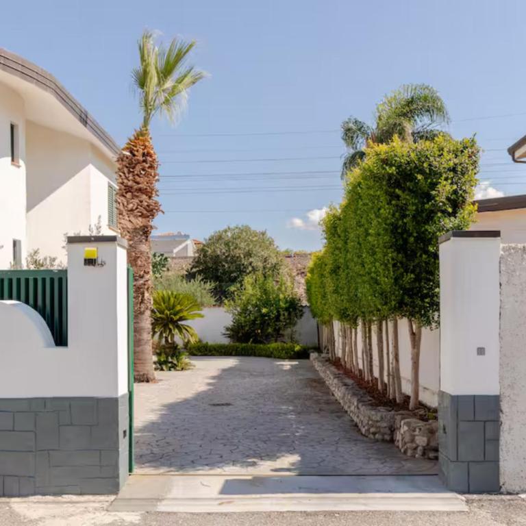 Villa Kora - elegance and comfort in Reggio Calabria - Three-Bedroom Standard Apartment - 35