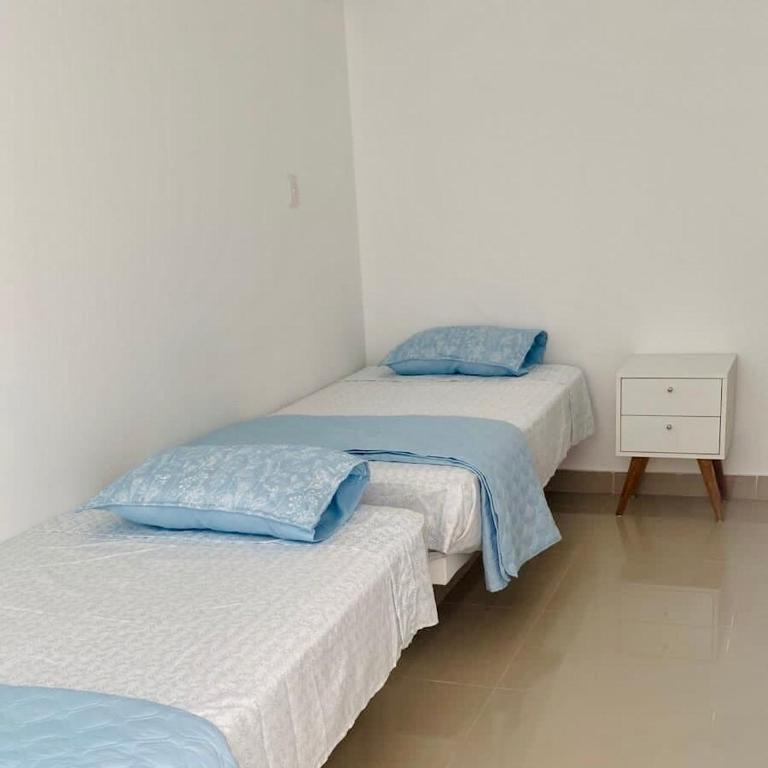 Casa Buja - Campo y playa - Five-Bedroom House - 5