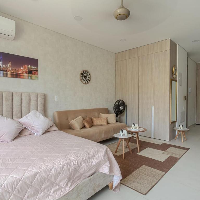 Apto de Lujo con Balcon y Piscina Cerca al Mar - Apartamento de 1 dormitorio - 1