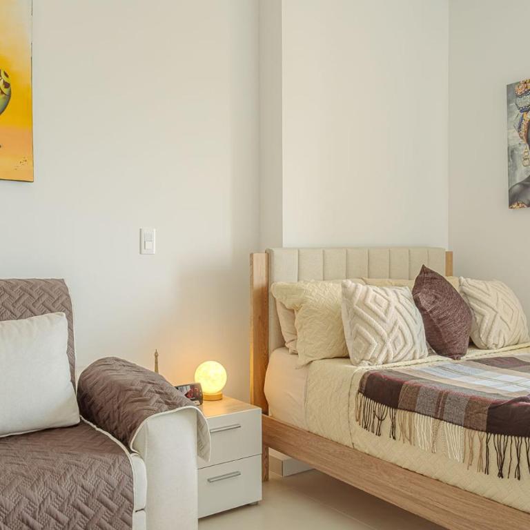 Apartamento de Lujo con Balcón, Piscina y Cerca al Mar - One-Bedroom Apartment - 18