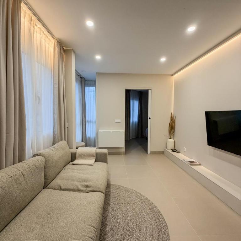 J&J Las Canteras - Deluxe Apartment - 1