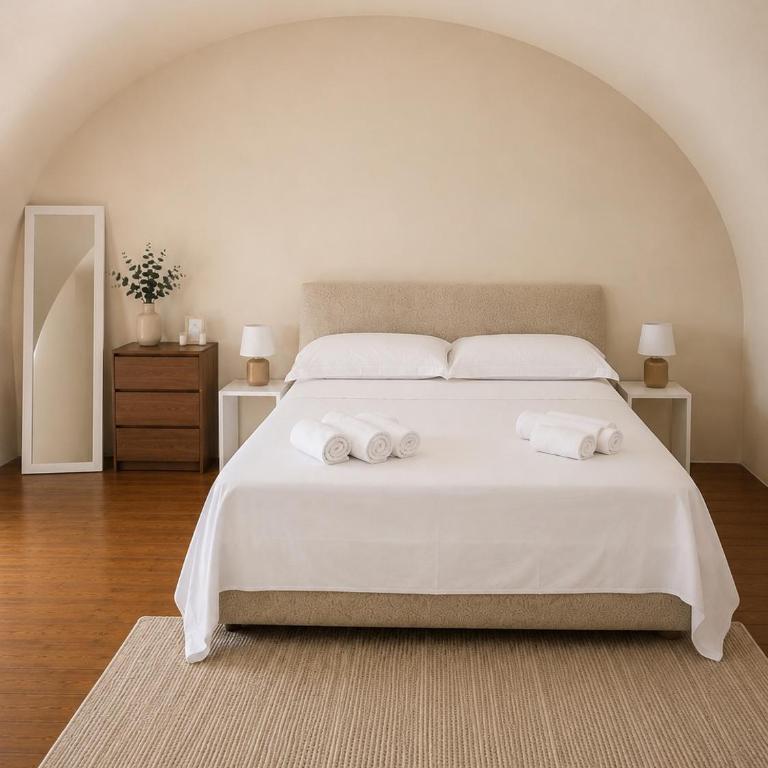 ALYDEA homes and suites 4 - Two-Bedroom Apartment - 12
