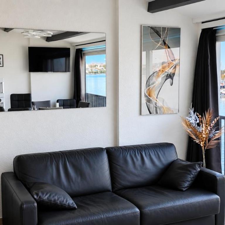 T2 VUE MER avec PARKING PISCINE TENNIS BOULODROME PARC ENFANTS - Two-Bedroom Apartment - 4