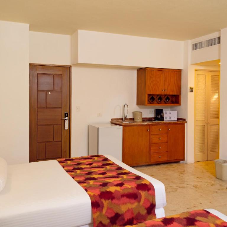 Sunset Fishermen Beach Resort - Deluxe Doppelzimmer mit Meerblick - 3