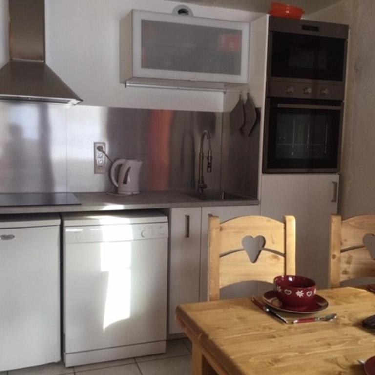 Appartement paisible avec parking - 4 pers. - One-Bedroom Apartment - 2