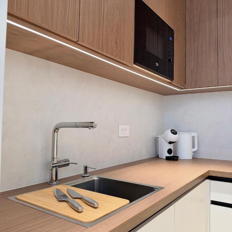 Brand New - Stylish Old Town Apartment - Apartman sa 2 Spavaće Sobe - 14
