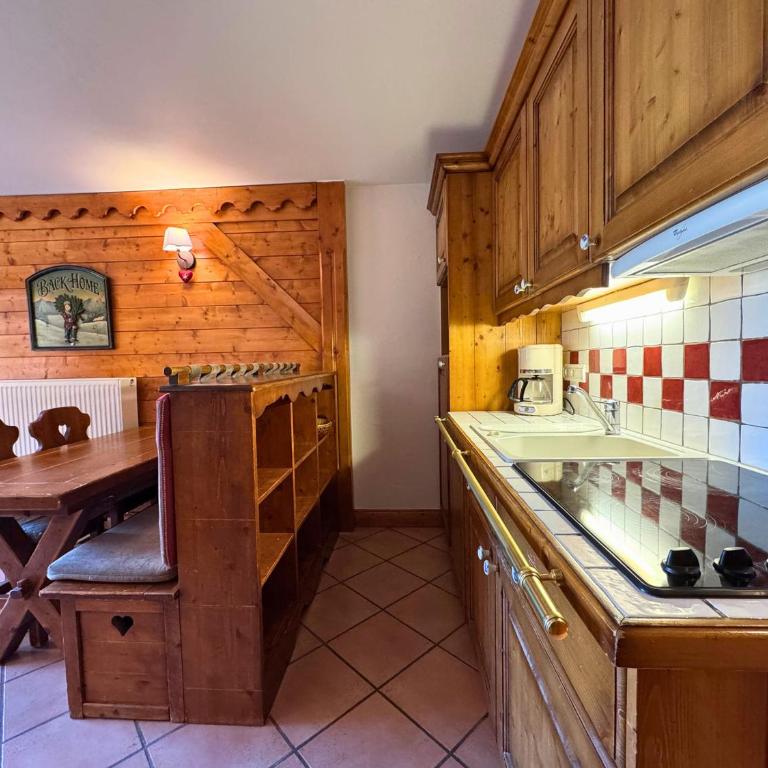 Chalet Alpage à Reberty - 3 pièces, accès piscine - Appartement 1 Chambre - 2