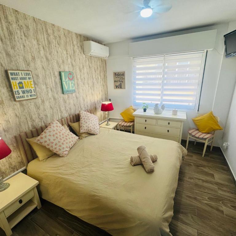 Calpe casco antiguo atico terrasa wifi aire ideal familias - Apartamento de 3 dormitorios - 12