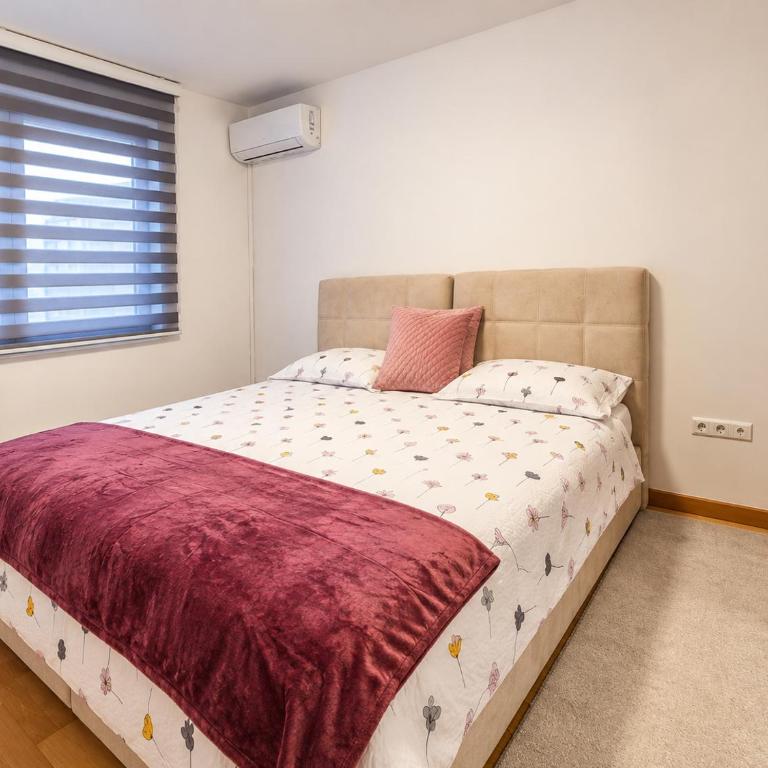 Lorin Avenue - Apartman sa 2 Spavaće Sobe - 2