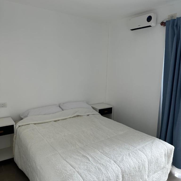 Dpto dos ambientes mogotes - Apartamento de 1 dormitorio - 2