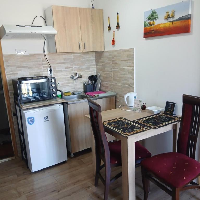 rm castell apartments - Deluxe Double or Twin Room - 14