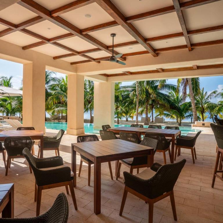Artila 6BR Beachfront Steps from Caribbean Blue - Appartement - 52