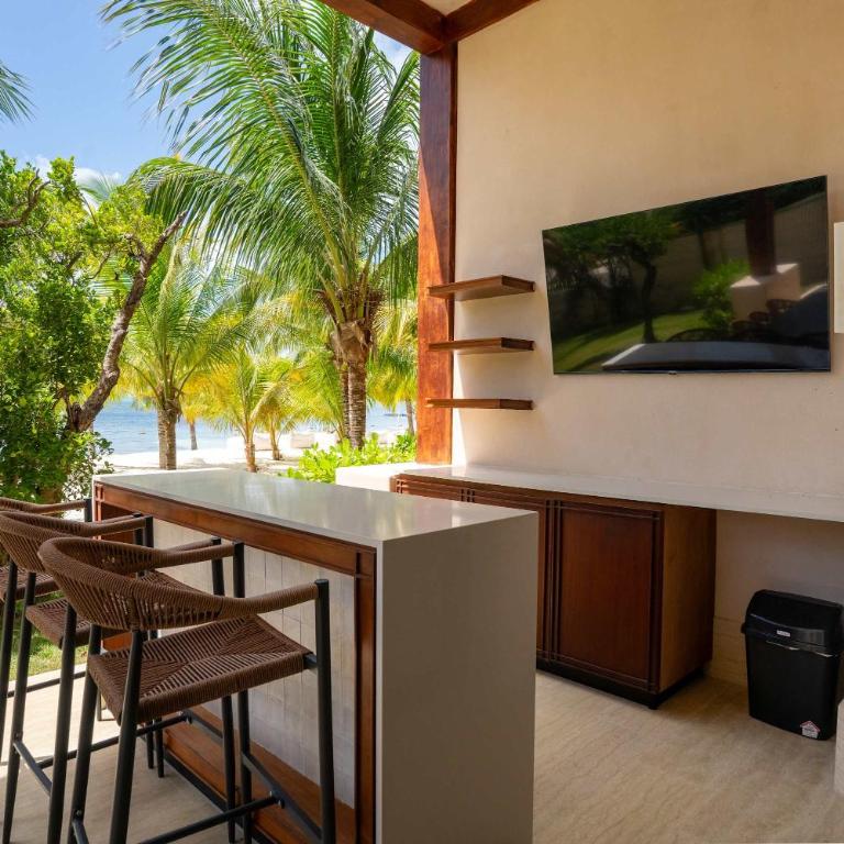 Artila 6BR Beachfront Steps from Caribbean Blue - Appartement - 70