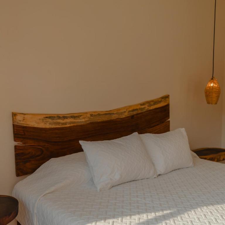 Hotel Almendros Bonfil - Double Room with Balcony - 2