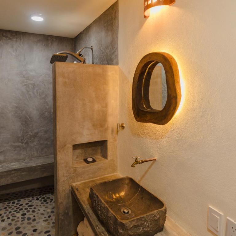 Hotel Almendros Bonfil - Suite with Sea View - 10