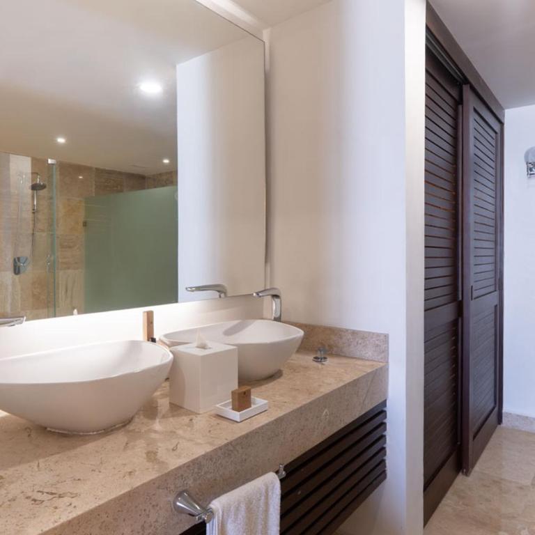 Sunset Royal Beach Resort - Habitación Familiar - 2