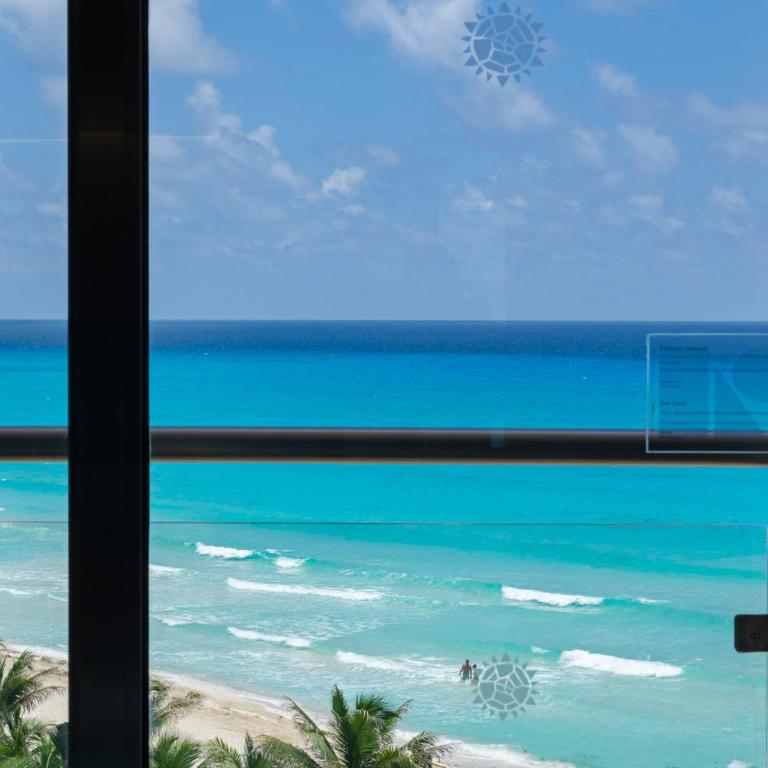 Sunset Royal Beach Resort - Suite Superior con vistas al mar - 3