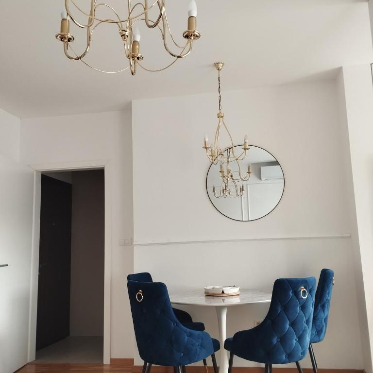 Urban Home - Apartman sa 2 Spavaće Sobe i Pogledom na Grad - 4