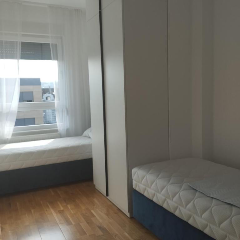 Urban Home - Apartman sa 2 Spavaće Sobe i Pogledom na Grad - 8