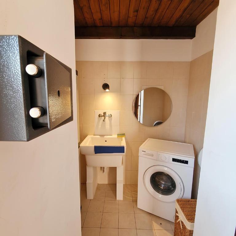 Domus Dea Scordia - Appartamento Familiare con 1 Camera da Letto - 4