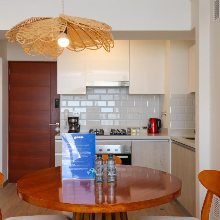 Work and Living Suites in Miraflores by Geko - One-Bedroom Standard Apartment - 10