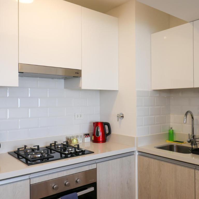 Work and Living Suites in Miraflores by Geko - One-Bedroom Standard Apartment - 4