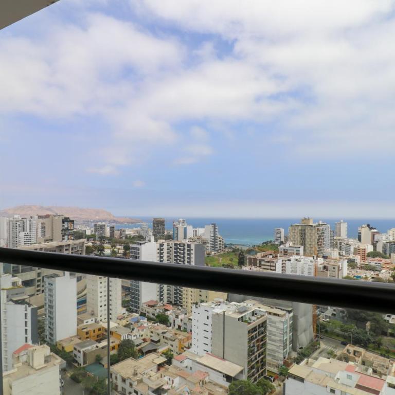Work and Living Suites in Miraflores by Geko - One-Bedroom Standard Apartment - 3