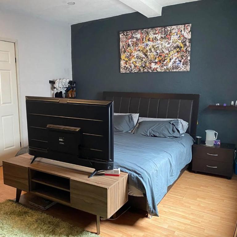 Beautiful contemporary home 5 min away from Sta Fe - Casa de 2 dormitorios - 1