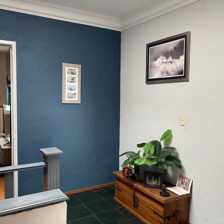 Beautiful contemporary home 5 min away from Sta Fe - Casa de 2 dormitorios - 2
